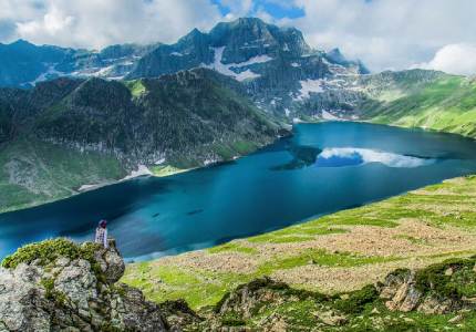 Pathankot to Kashmir Great Lakes Trek Tour